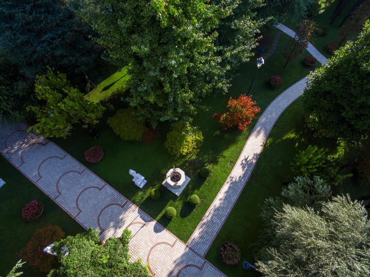 Hotel Due Torri Абано Терме Екстериор снимка