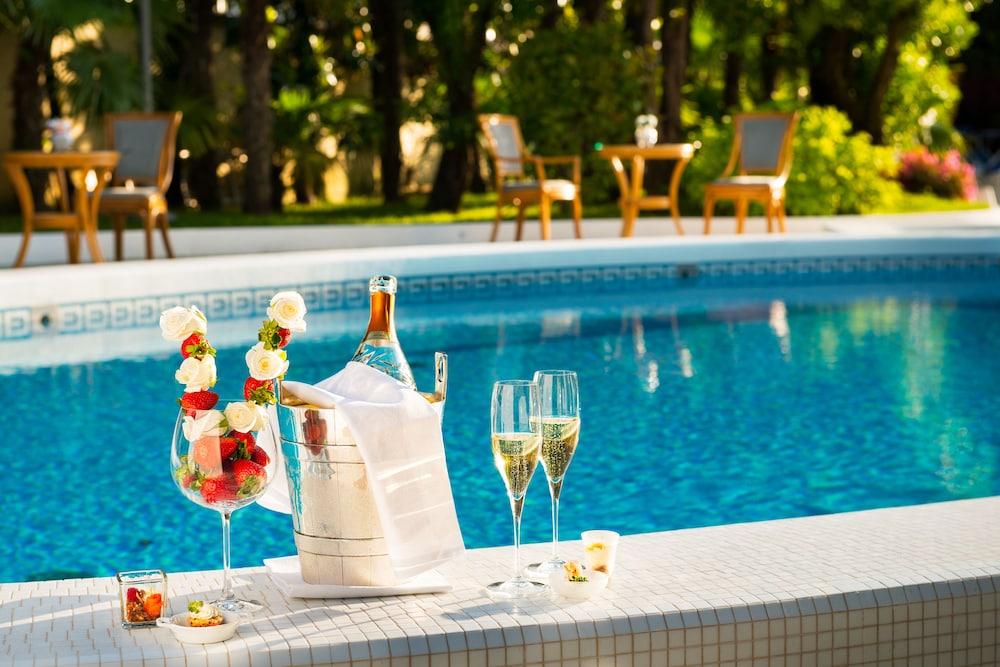 Hotel Due Torri Абано Терме Екстериор снимка