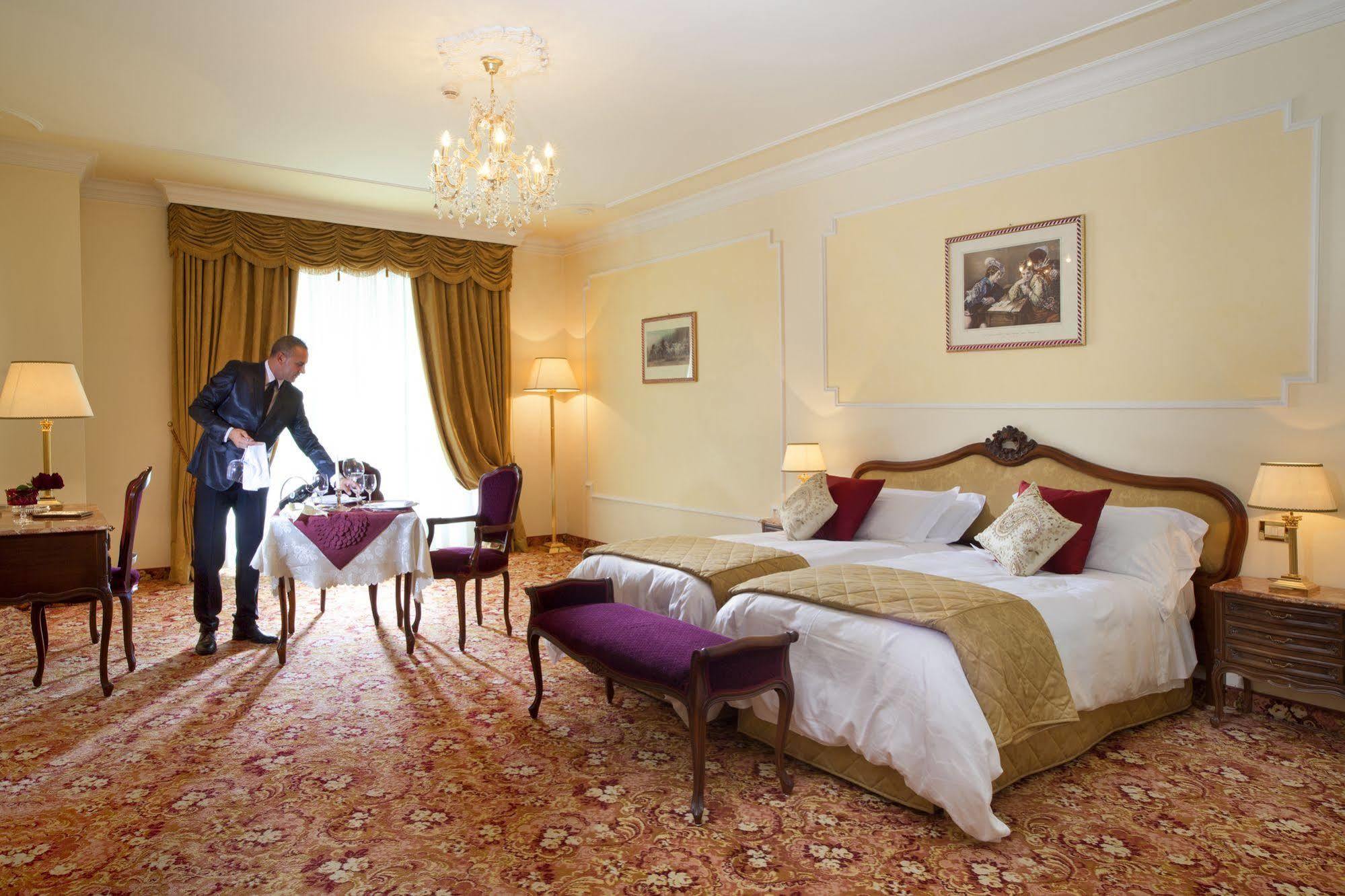Hotel Due Torri Абано Терме Екстериор снимка